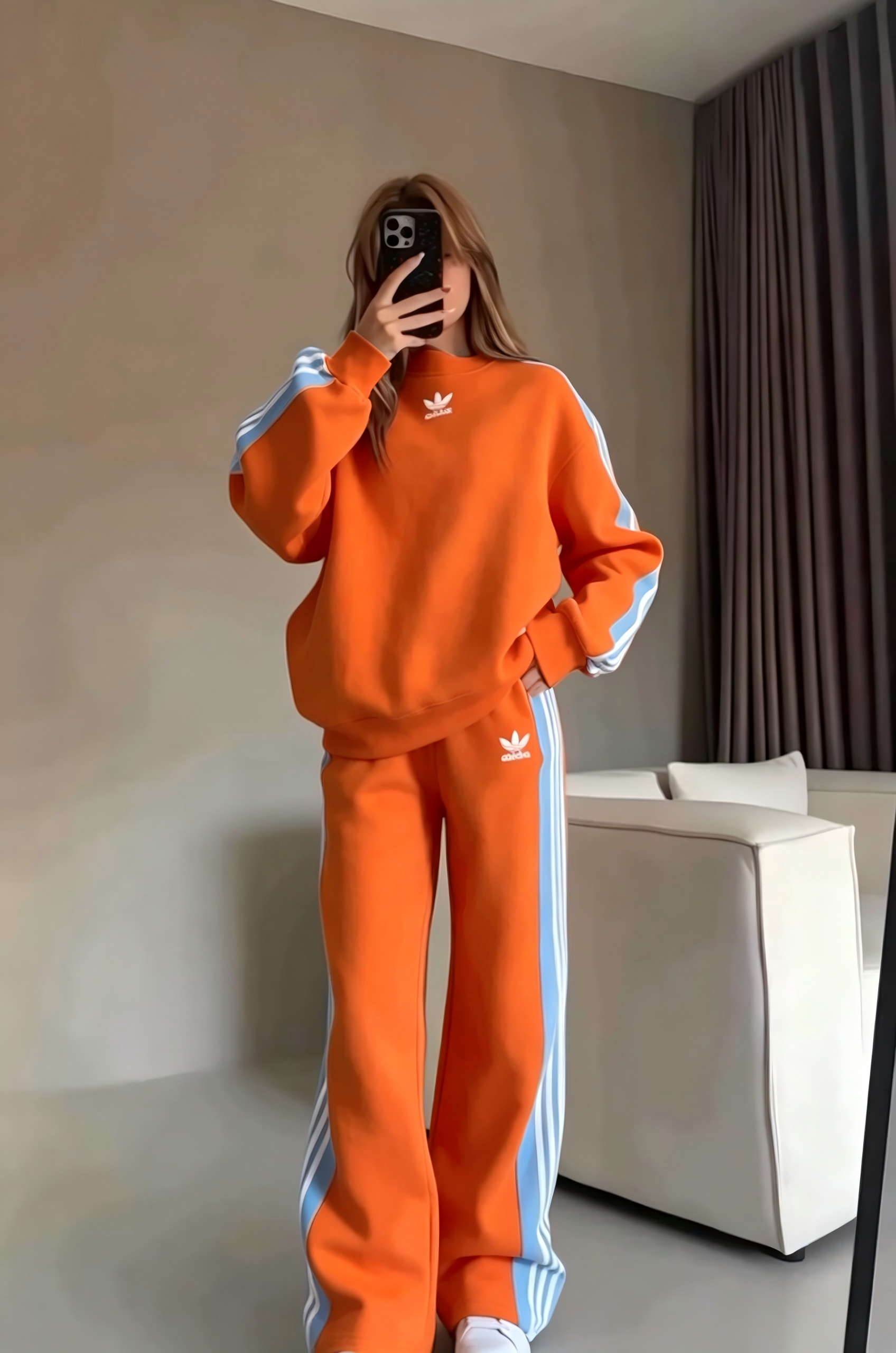 Women's Two-Piece Striped Sports Set: Casual, Loose-Fit Activewear