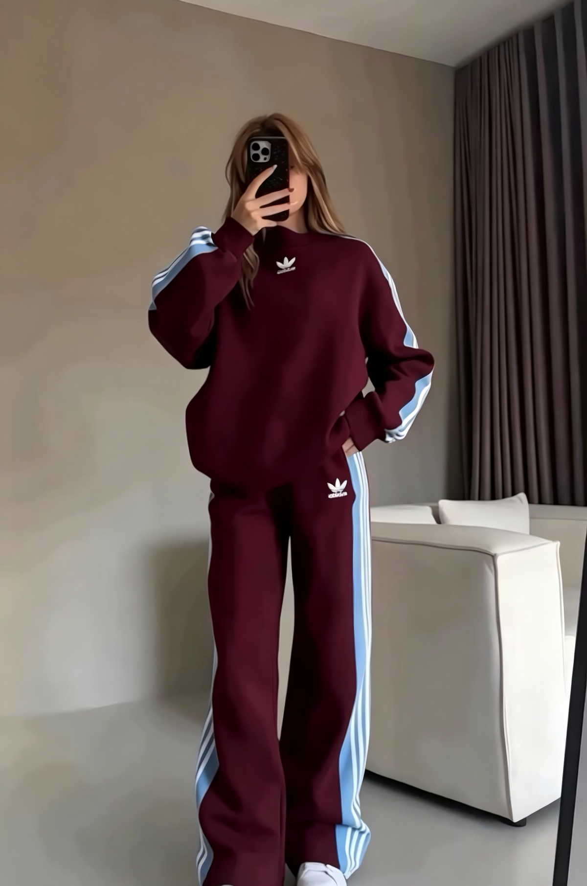 Women's Two-Piece Striped Sports Set: Casual, Loose-Fit Activewear